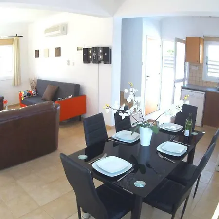 Βίλα Sunrise Παραλίμνι