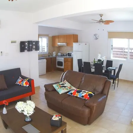 Sunrise Villa Paralimni